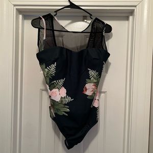 Onepiece swimsuit dark green floral size M NWOT